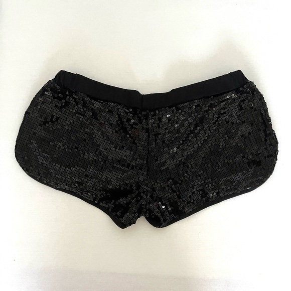 Sequin short shorts - Picture 3 of 3